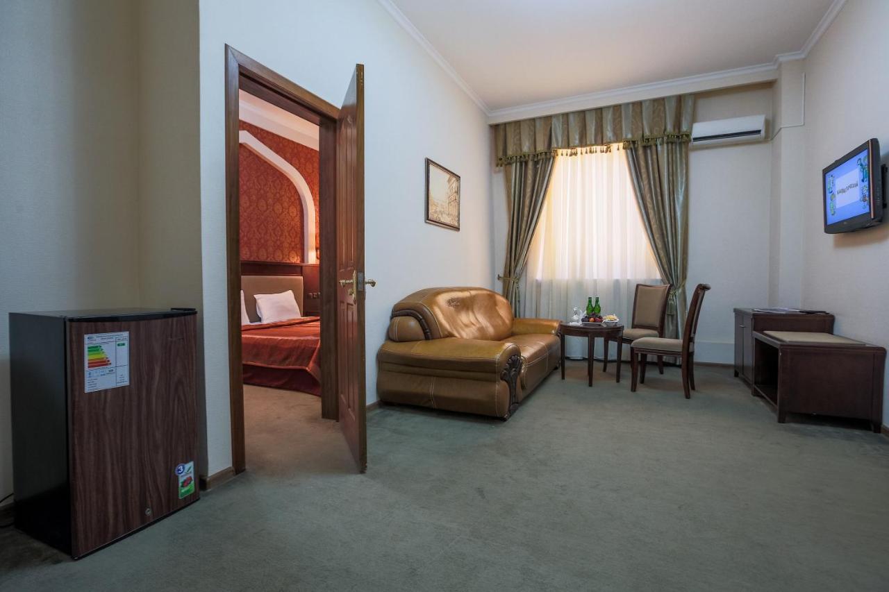 Avicenna Hotel Бухара Екстер'єр фото