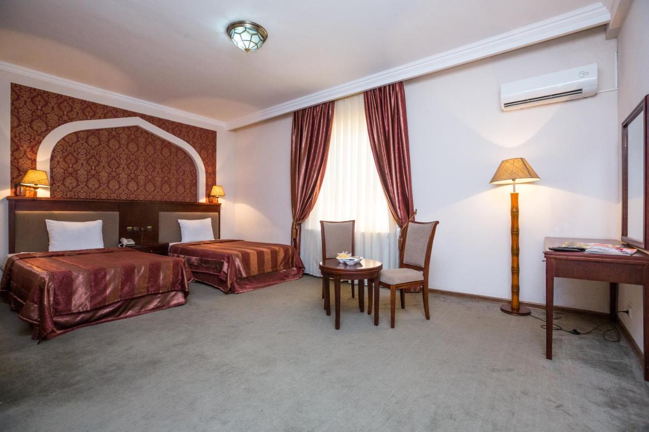 Avicenna Hotel Бухара Екстер'єр фото